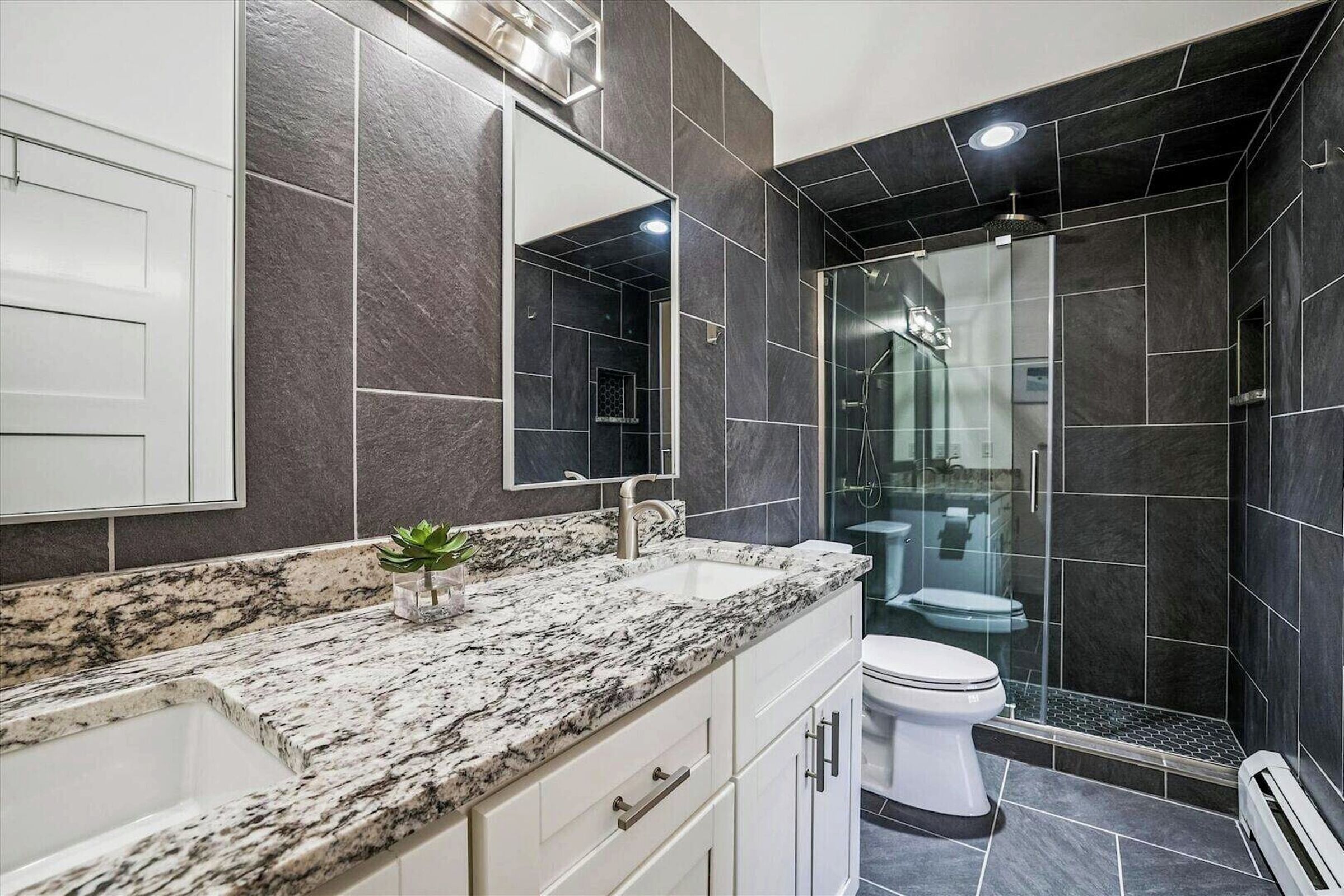 Master Ensuite Bathroom