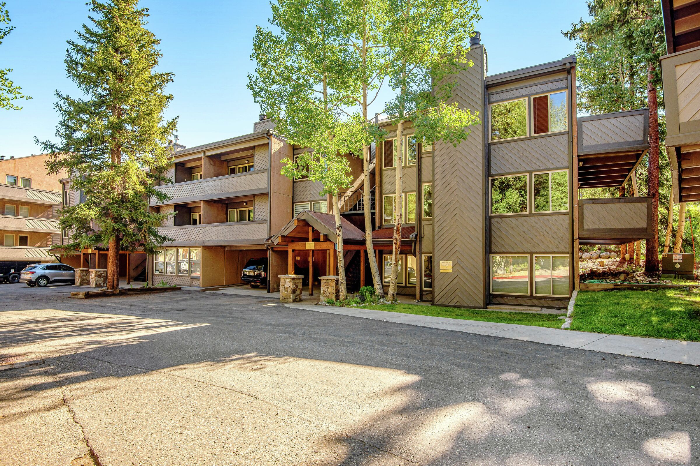 The Lift Condominiums