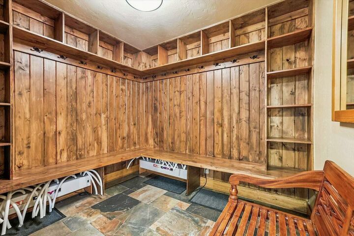 Ski Storage