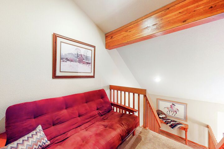 #317 - Pine Grizzly - Sleeping Area 