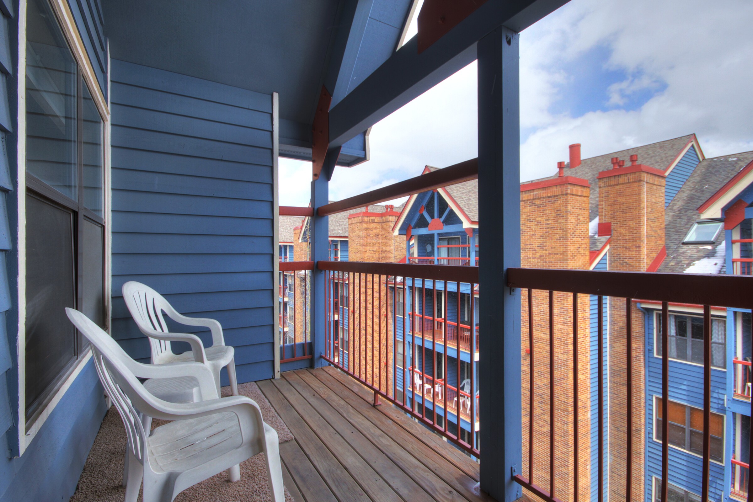 Two Bedroom + Den Balcony