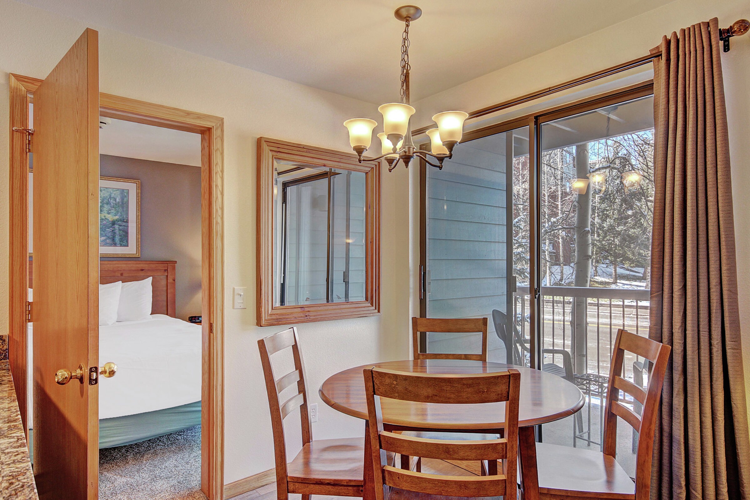 One Bedroom Premium Dining Room