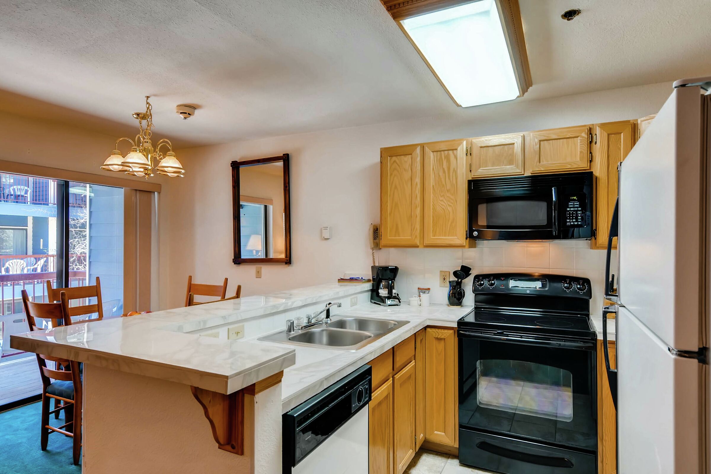 Studio Kitchen