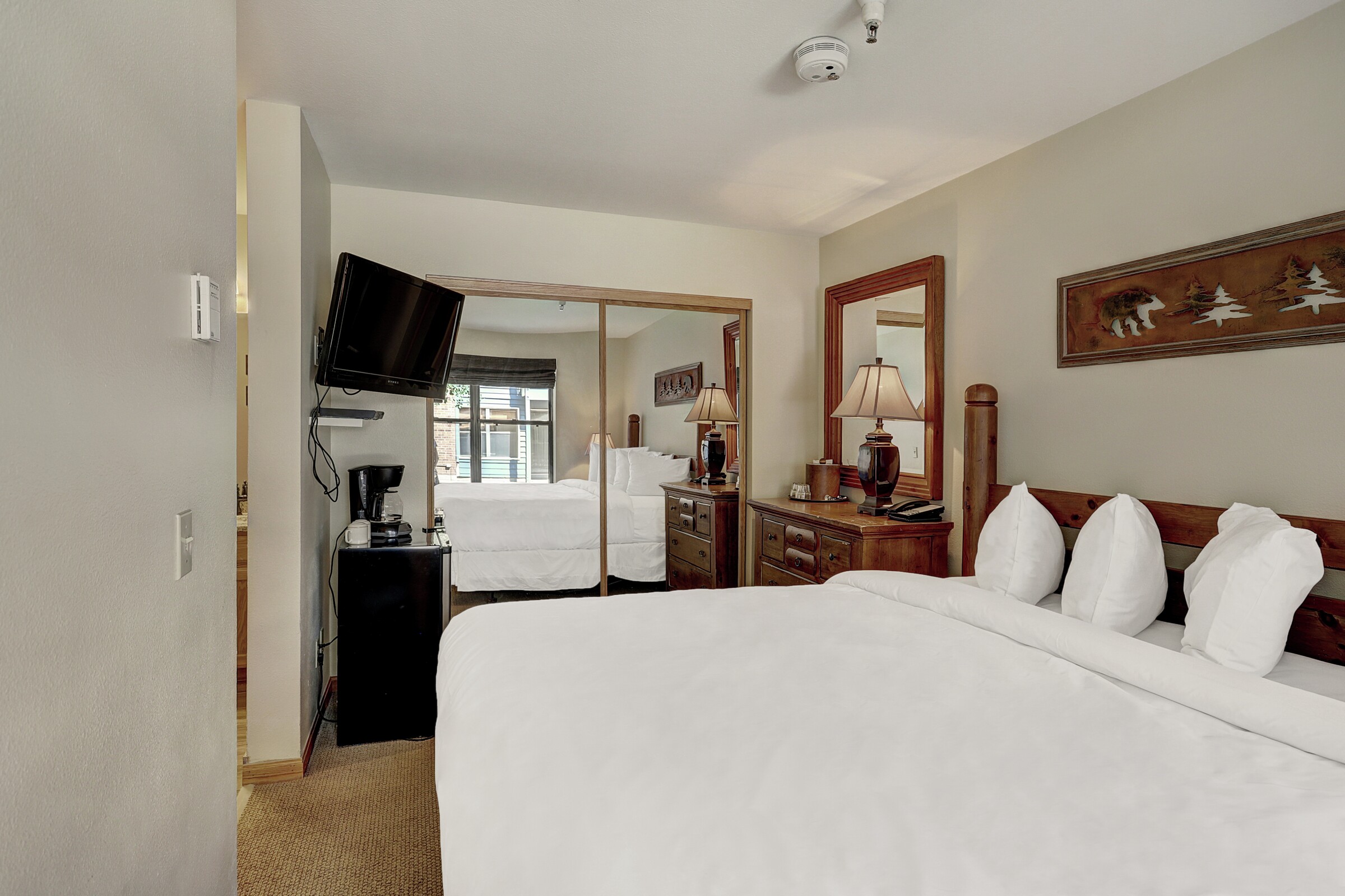 One Queen Room