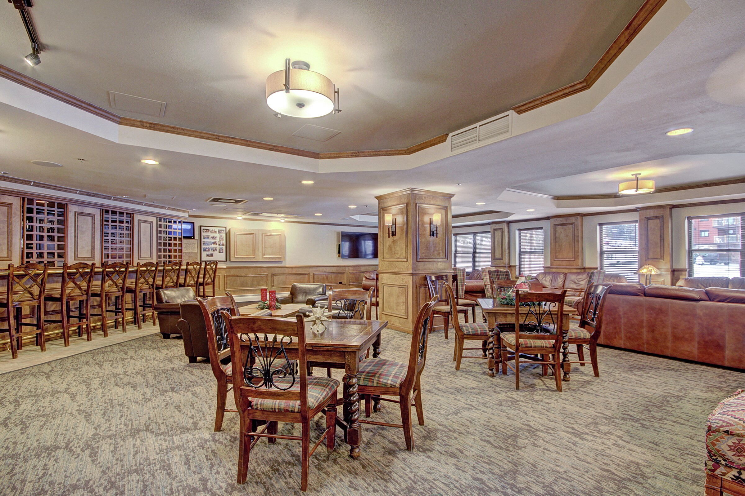 Lobby Bar