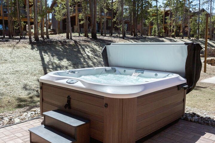 Patio with Hot Tub