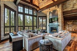 7 Bdrm 7.5 Bath Spa - Living Room