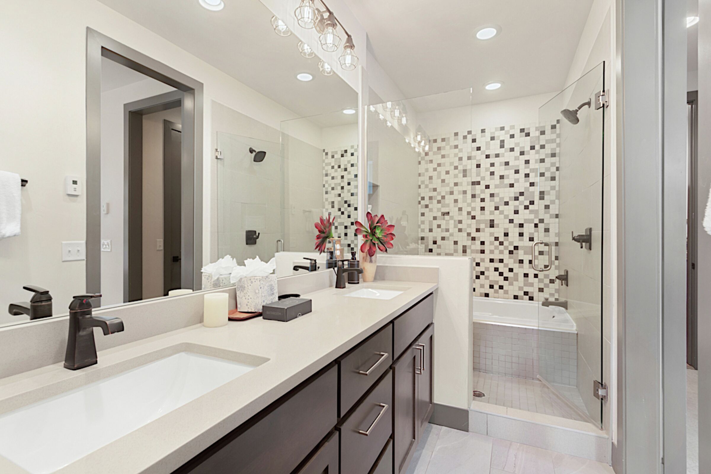 Master Ensuite Bathroom