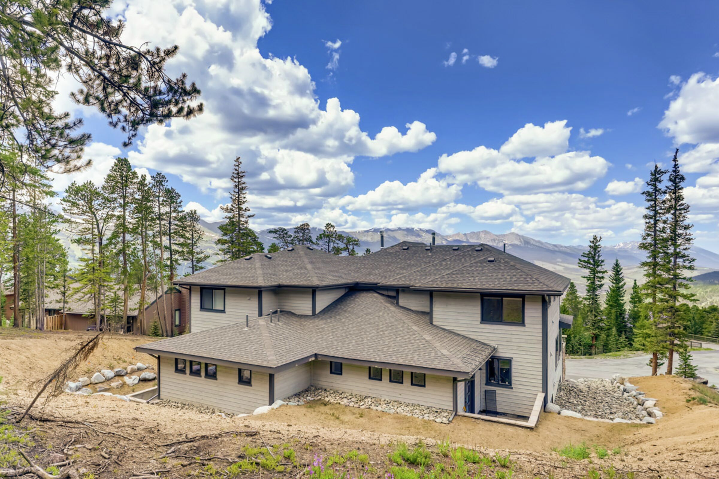 Mountain Vista Retreat 