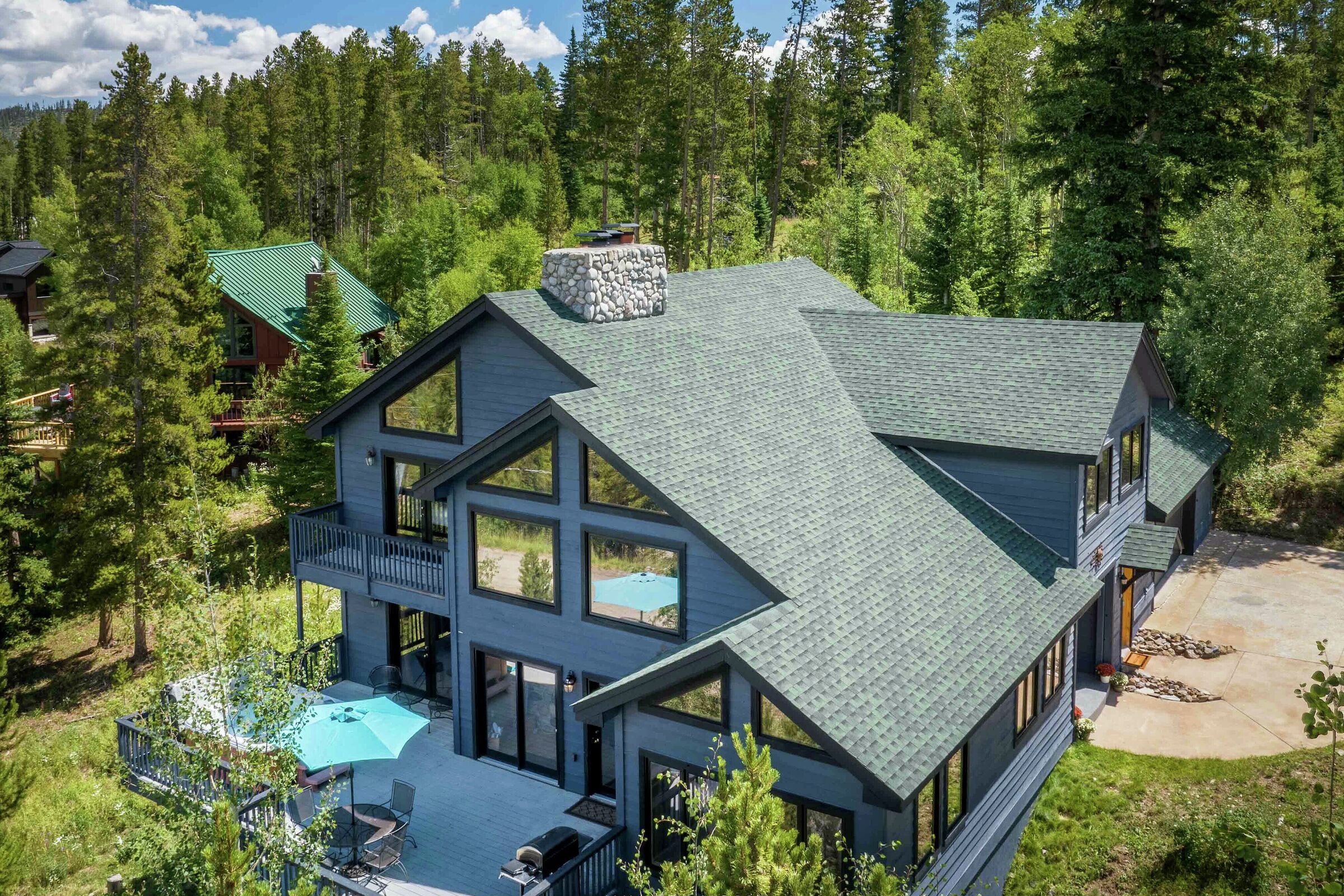 Snow Mountain Lodge