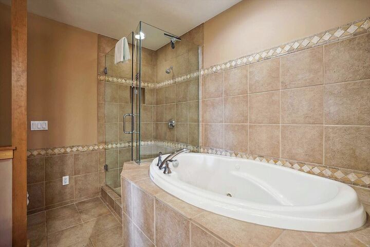 Master Ensuite Bathroom