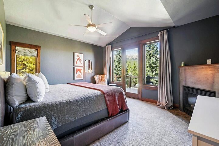 5 Bdrm 4.5 Bath HT - Master Bedroom