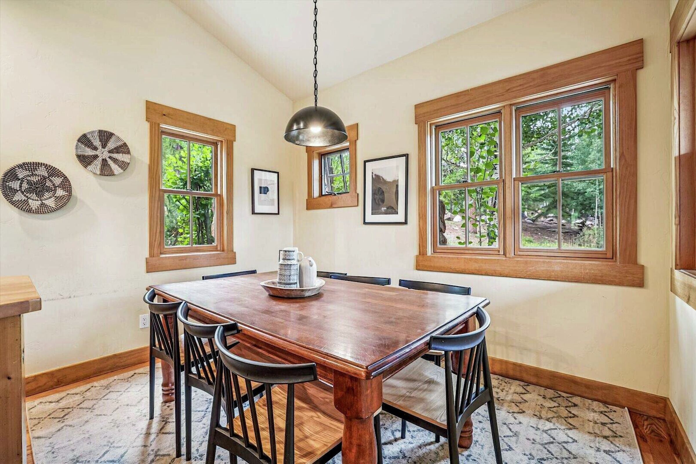Breakfast Nook
