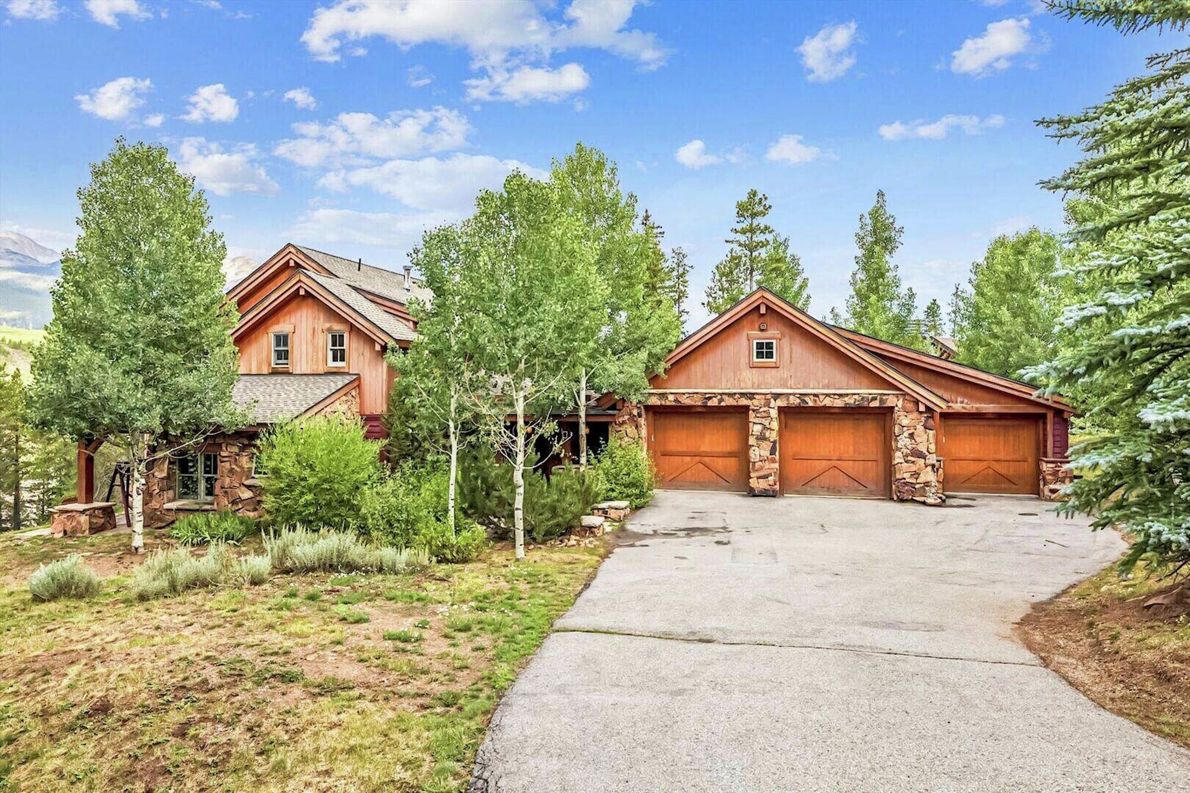 Little Bear Lodge