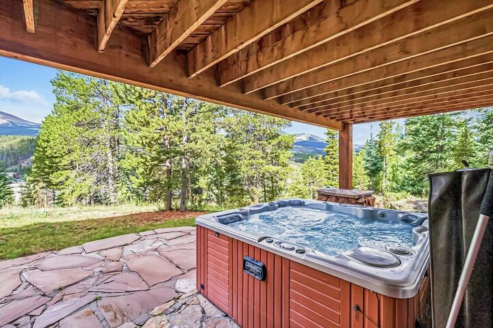 Patio with Hot Tub