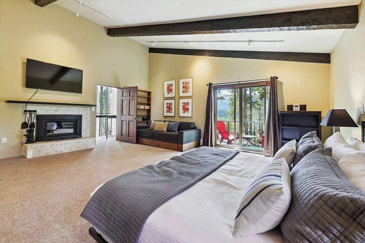 3 Bdrm 4 Bath HT - Master Bedroom