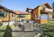 Gallery Thumbnail (Silver Circle Lodge)