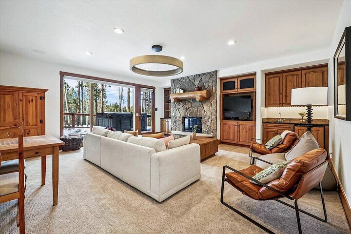 5 Bdrm 5.5 Bath HT - Family Room