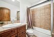 Gallery Thumbnail (5 Bdrm 5.5 Bath HT - Ensuite Bathroom)