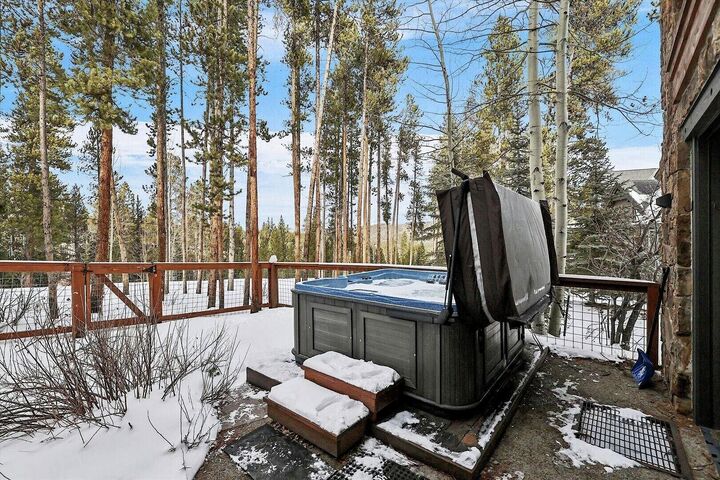 Patio with Hot Tub