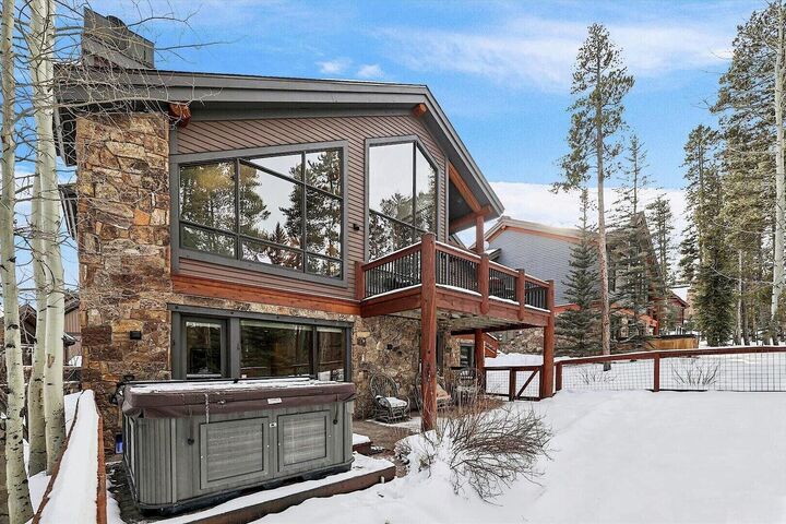Ski Inn