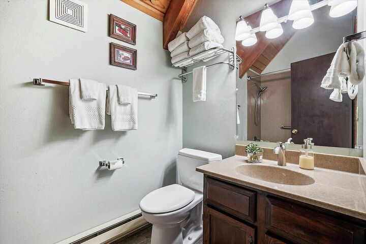Master Ensuite Bathroom