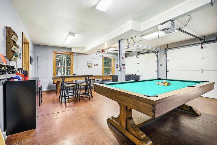 5 Bdrm 4 Bath HT - Garage