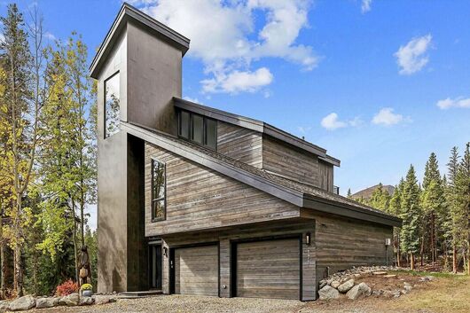 Summit Solitude Estate