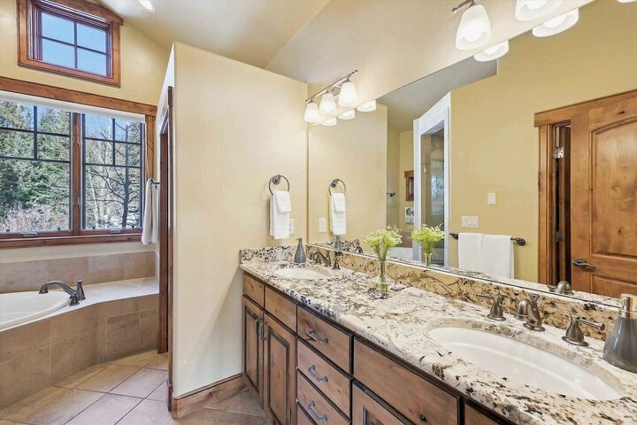 Master Ensuite Bathroom