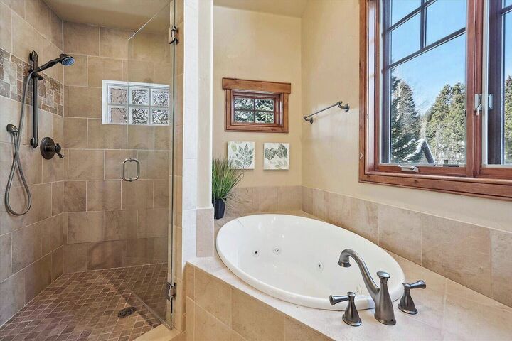 Master Ensuite Bathroom