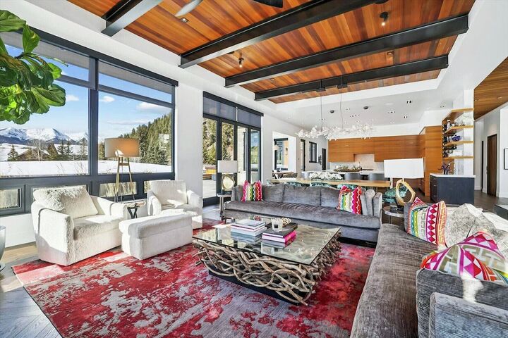 4 Bdrm 5.5 Bath HT - Living Area