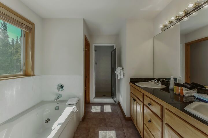 Master Ensuite Bathroom