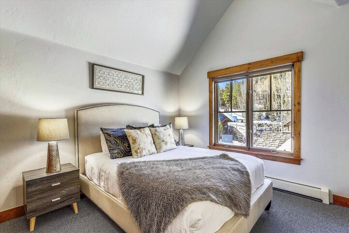 #305 - Bedroom