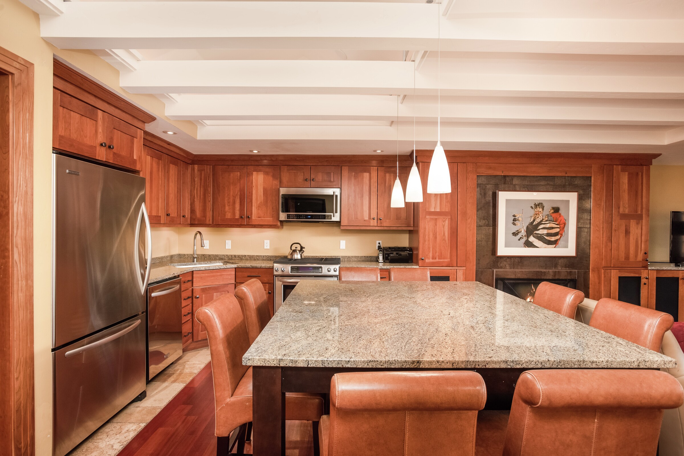 Dining Room & Kitchen