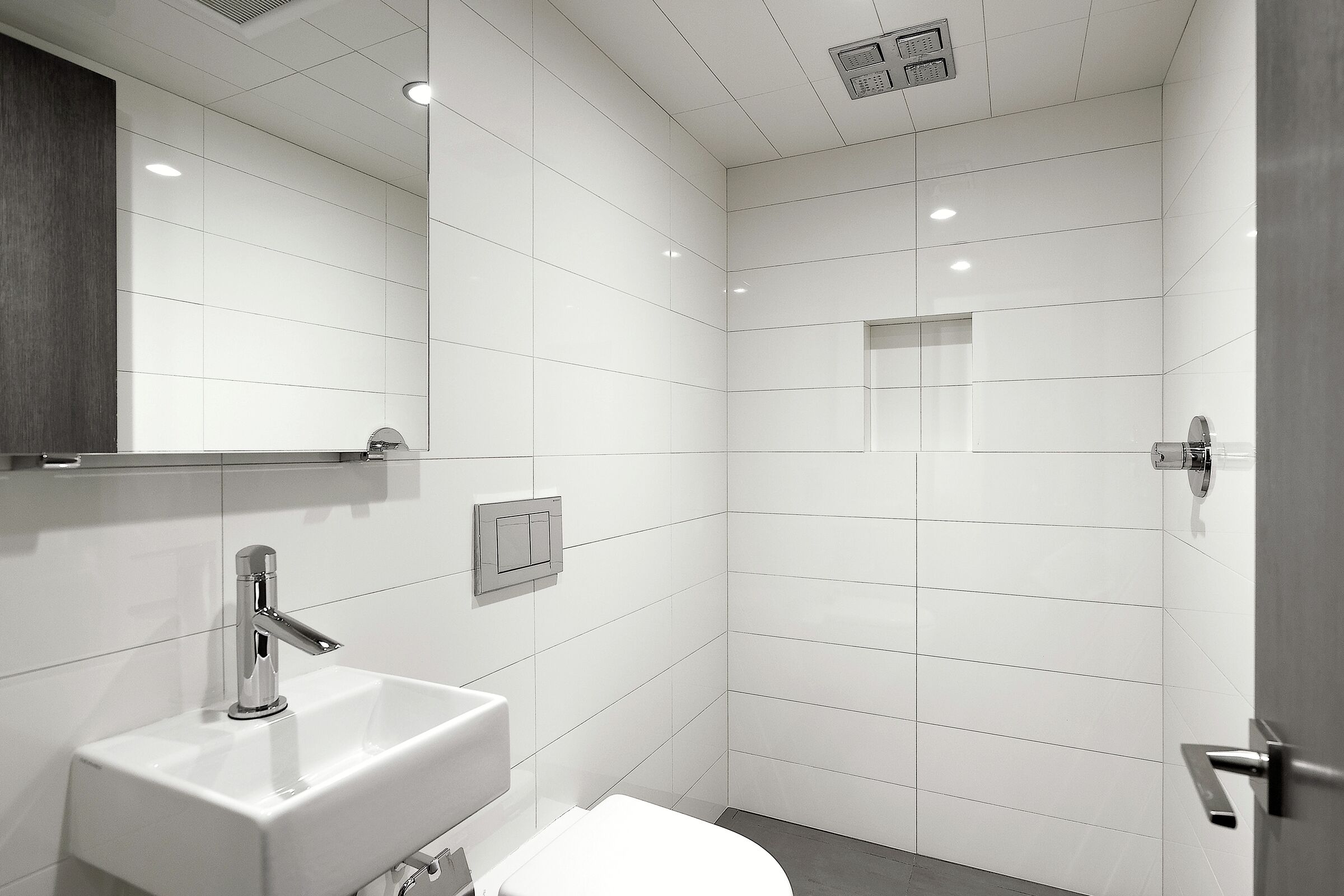 #10 - Bathroom