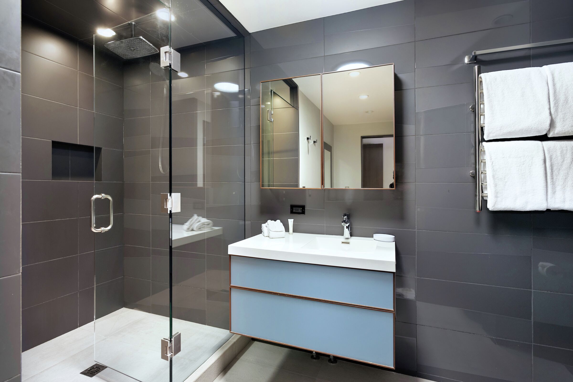 #10 - Bathroom