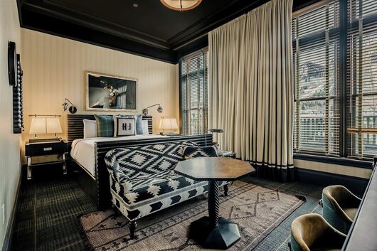 Premier King Room