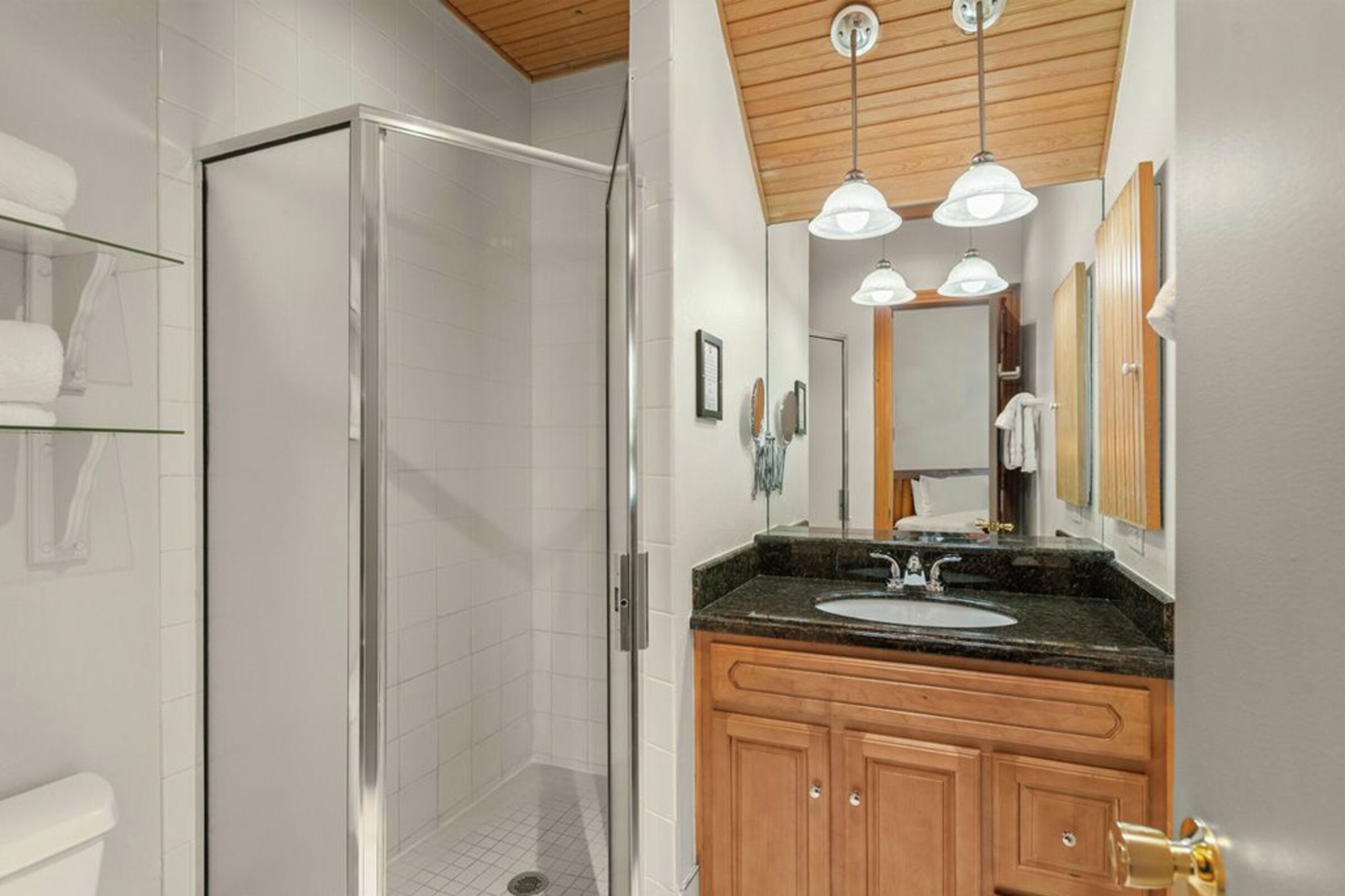#301 - Standard Room Bathroom