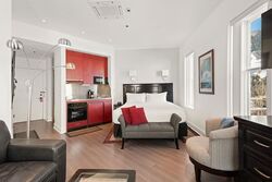 Premier Room