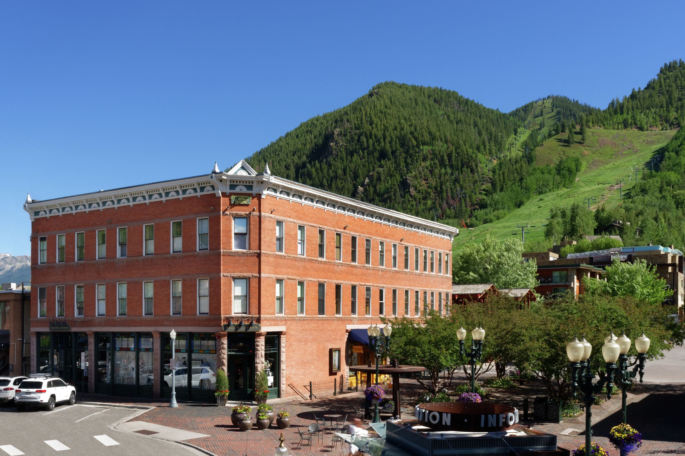 Independence Square Lodge