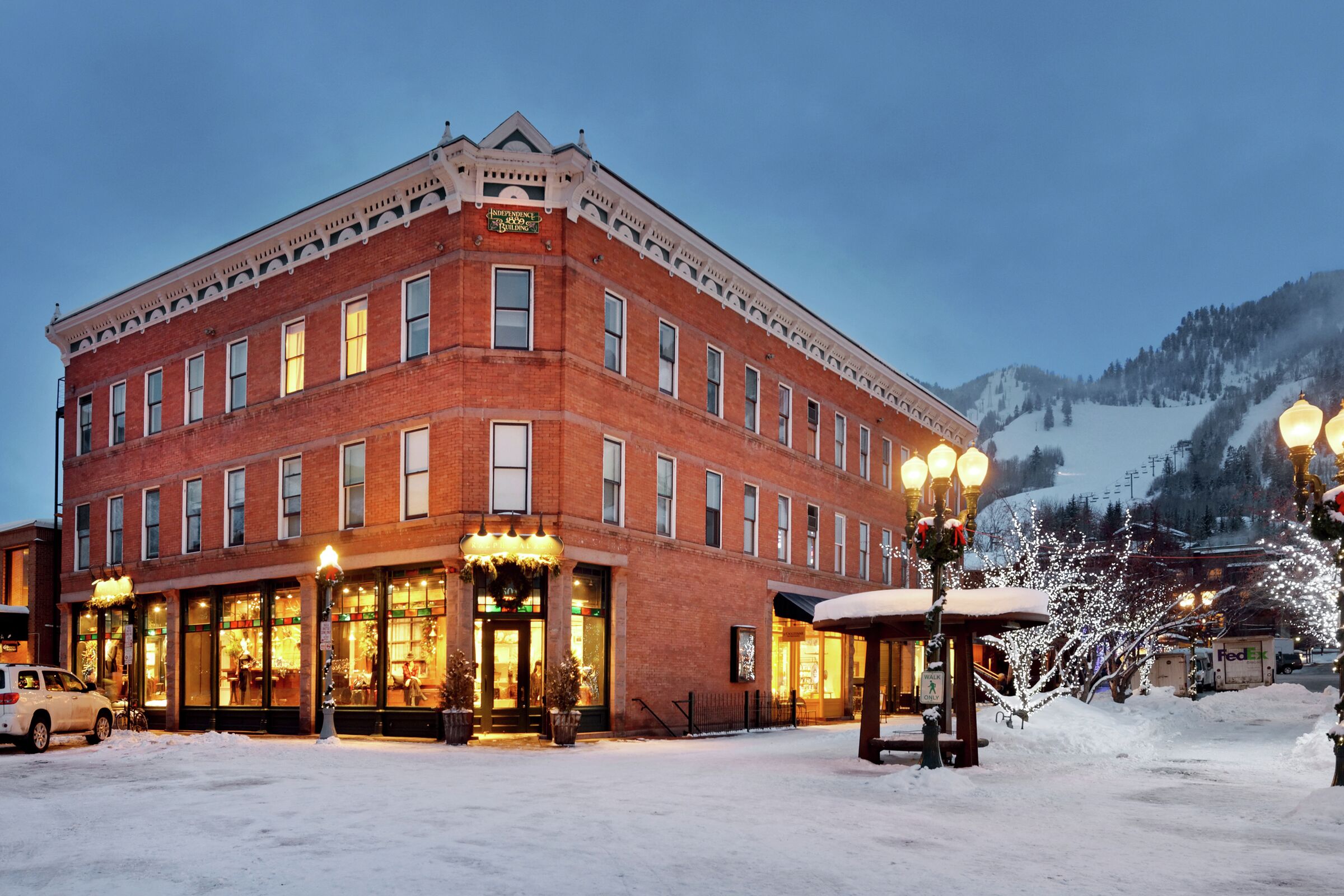Independence Square Lodge