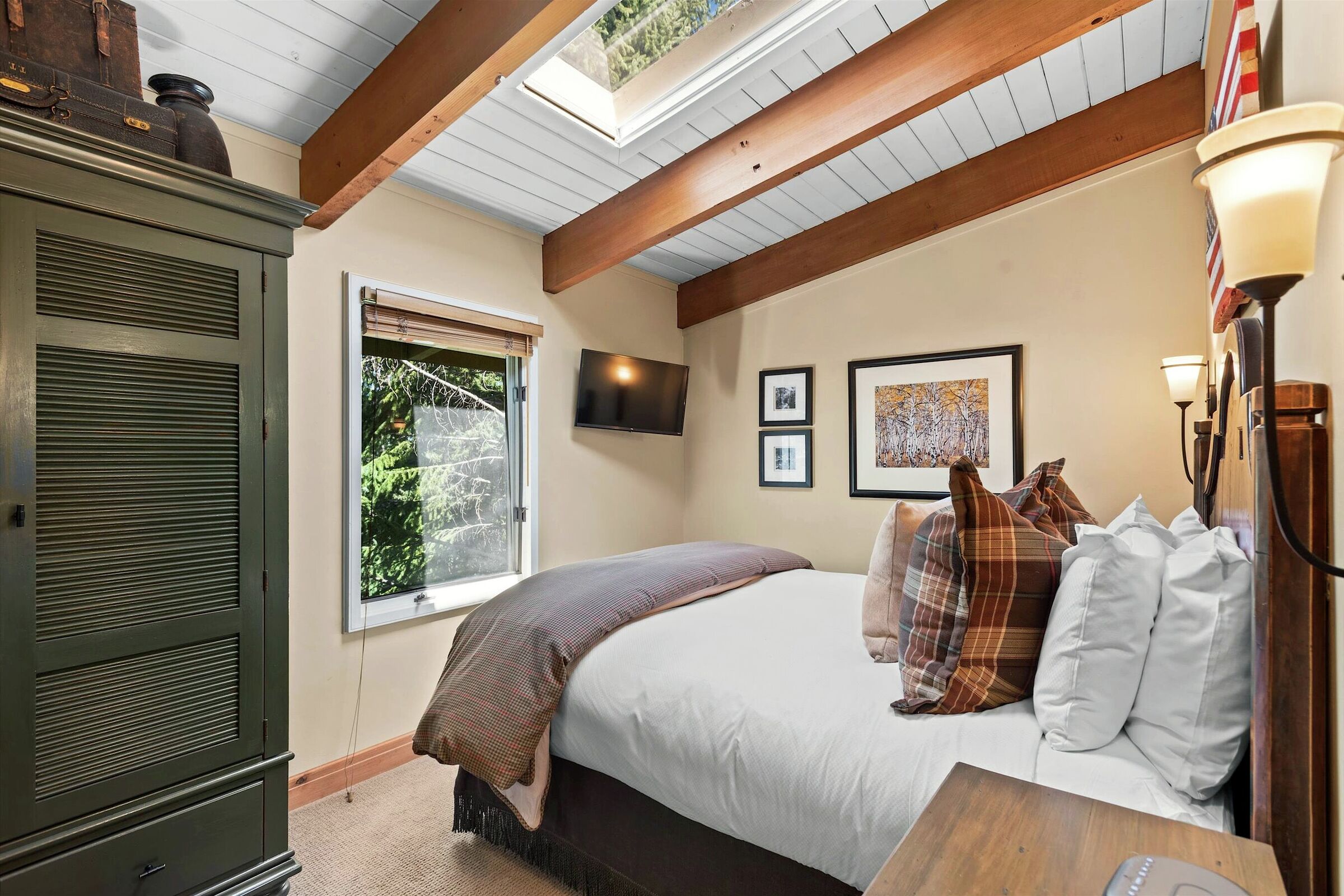 #11 - Bedroom