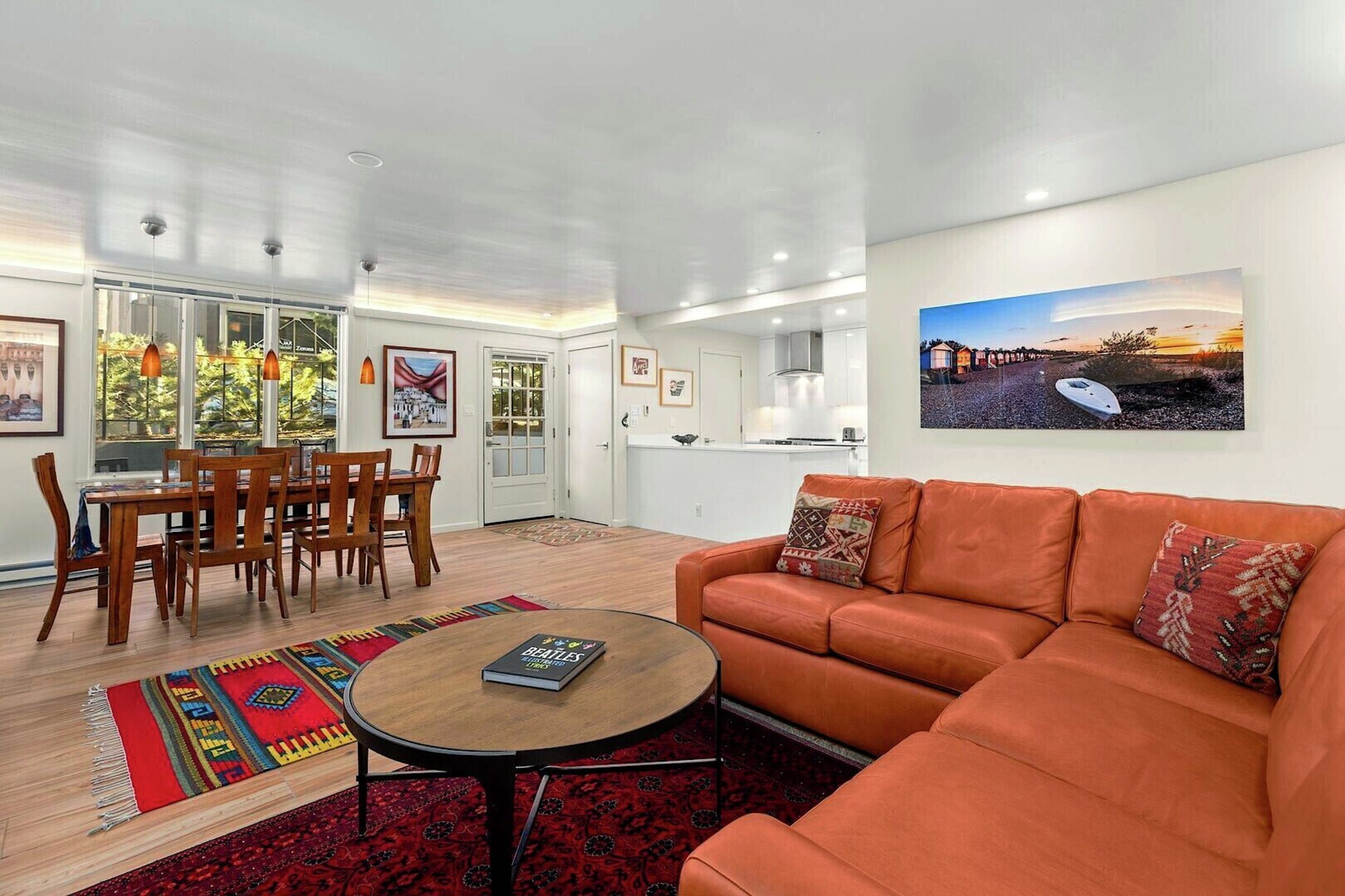 Living Area & Dining Area
