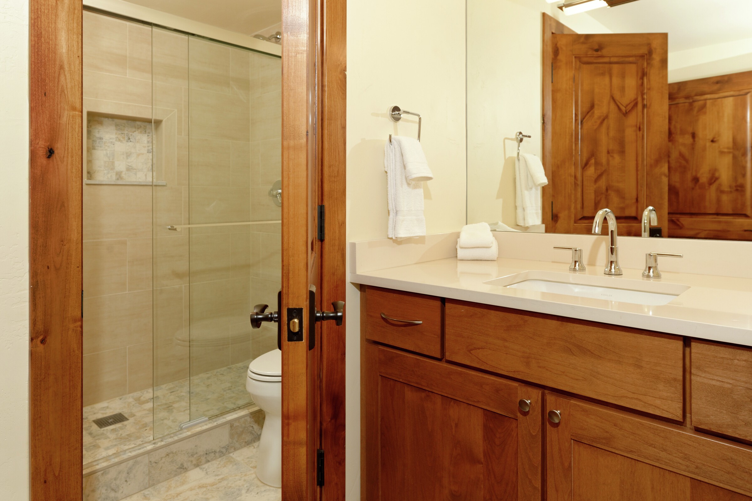 Three Bedroom Deluxe Bathroom