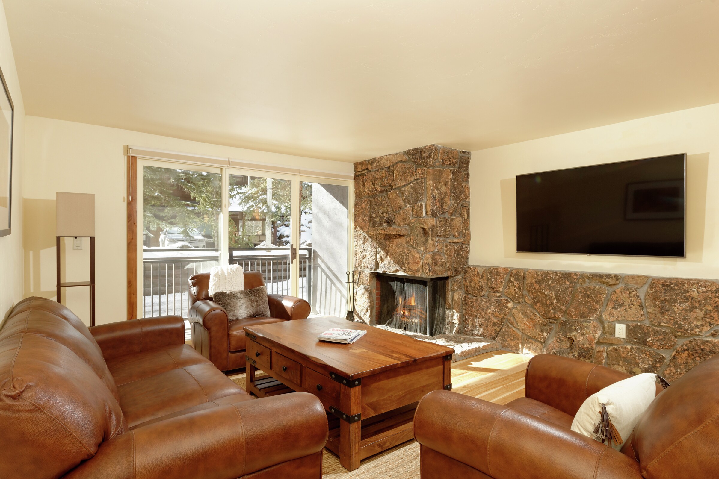 Three Bedroom Deluxe Living Room