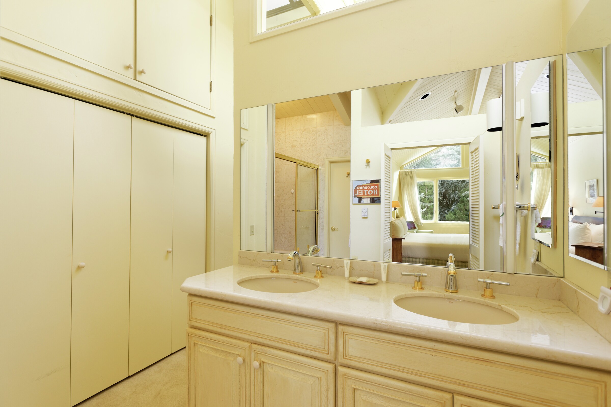 Master Ensuite Bathroom