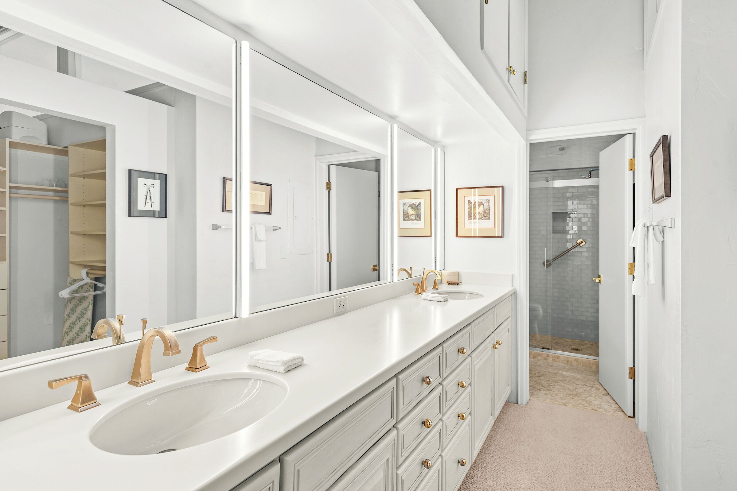 Master Ensuite Bathroom
