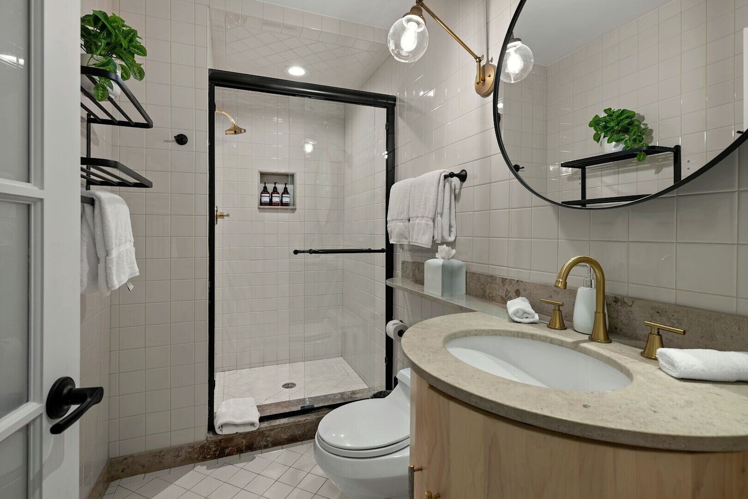 #11 - Ensuite Bathroom