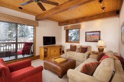 2 Bdrm Premier - Living Area
