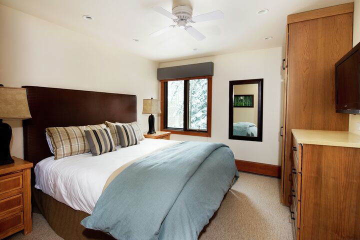 3 Bdrm Deluxe - Master Bedroom